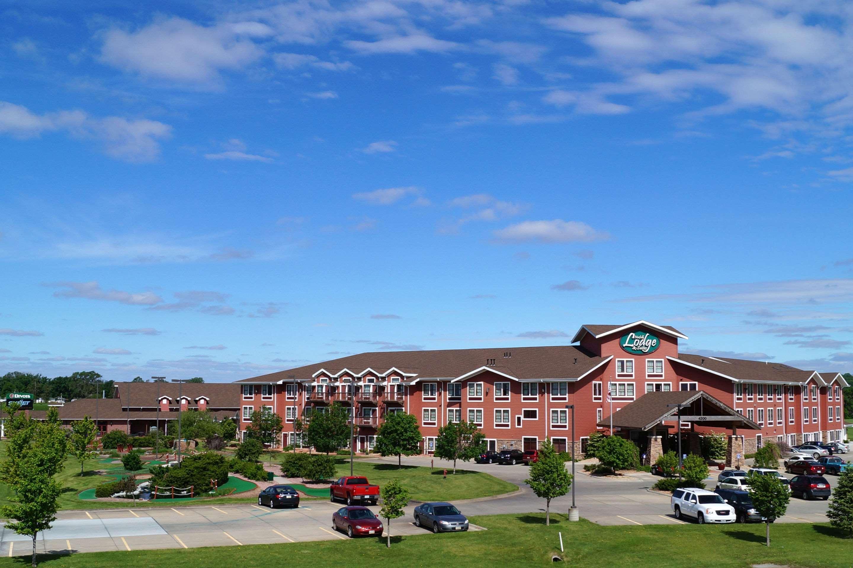 Norfolk Lodge & Suites, Ascend Hotel Collection Exterior photo