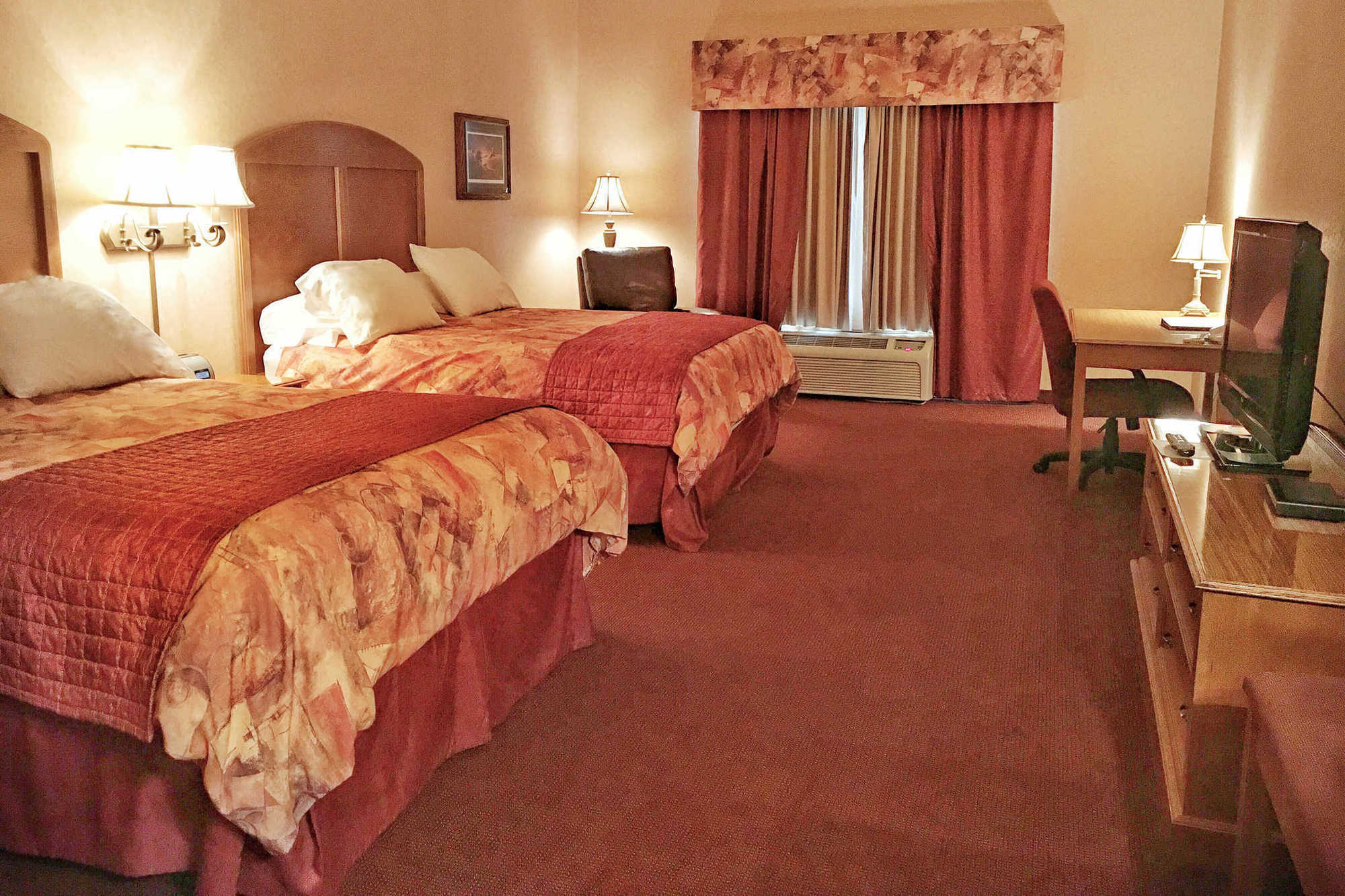 Norfolk Lodge & Suites, Ascend Hotel Collection Room photo