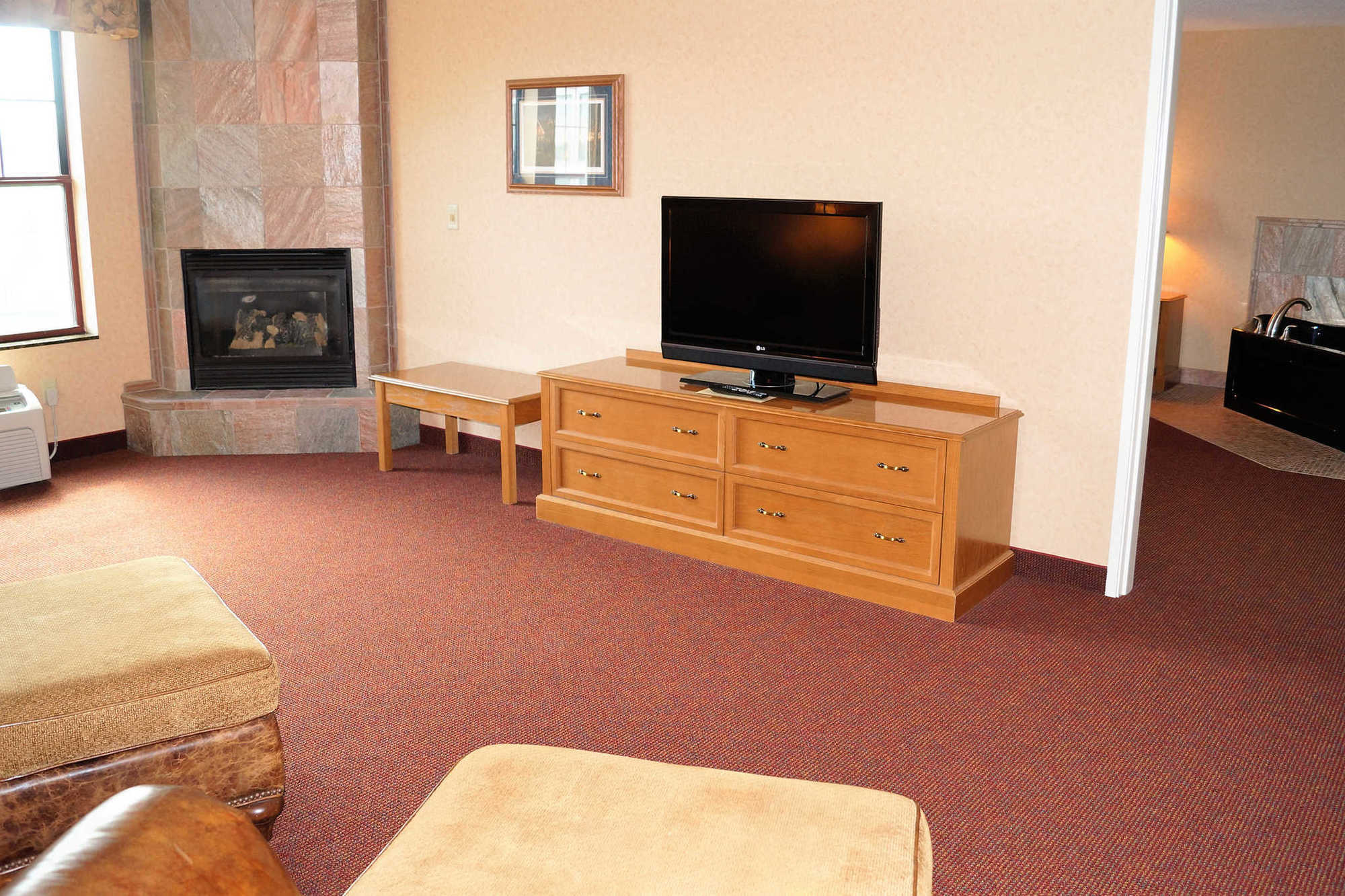 Norfolk Lodge & Suites, Ascend Hotel Collection Room photo